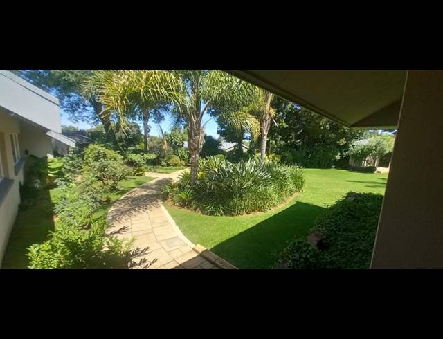 3 BEDROOM HOUSE FOR SALE IN GREENHILLS